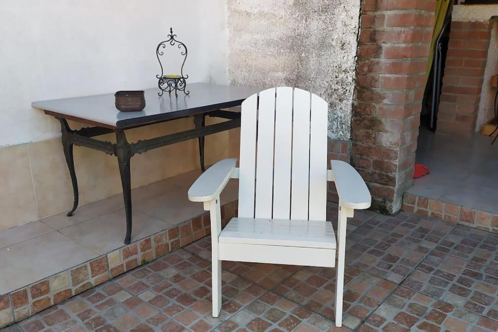 Shanti Ca' Casa Indipendente Con Giardino Lacchiarella ภายนอก รูปภาพ