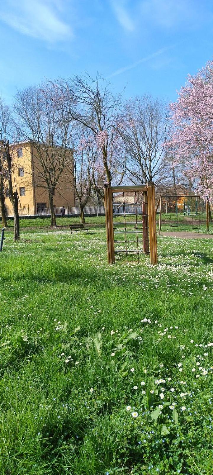 Shanti Ca' Casa Indipendente Con Giardino Lacchiarella ภายนอก รูปภาพ